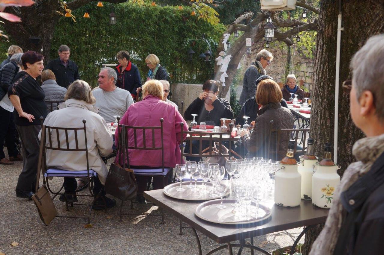 12240249_925343087500959_1400014821529405812_o