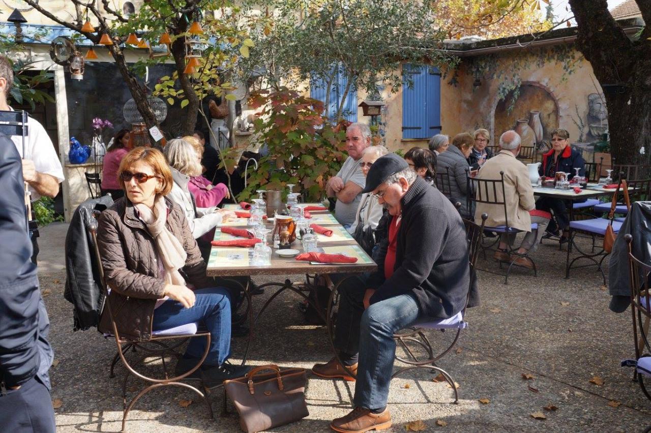 12240288_925343220834279_998347546845660584_o