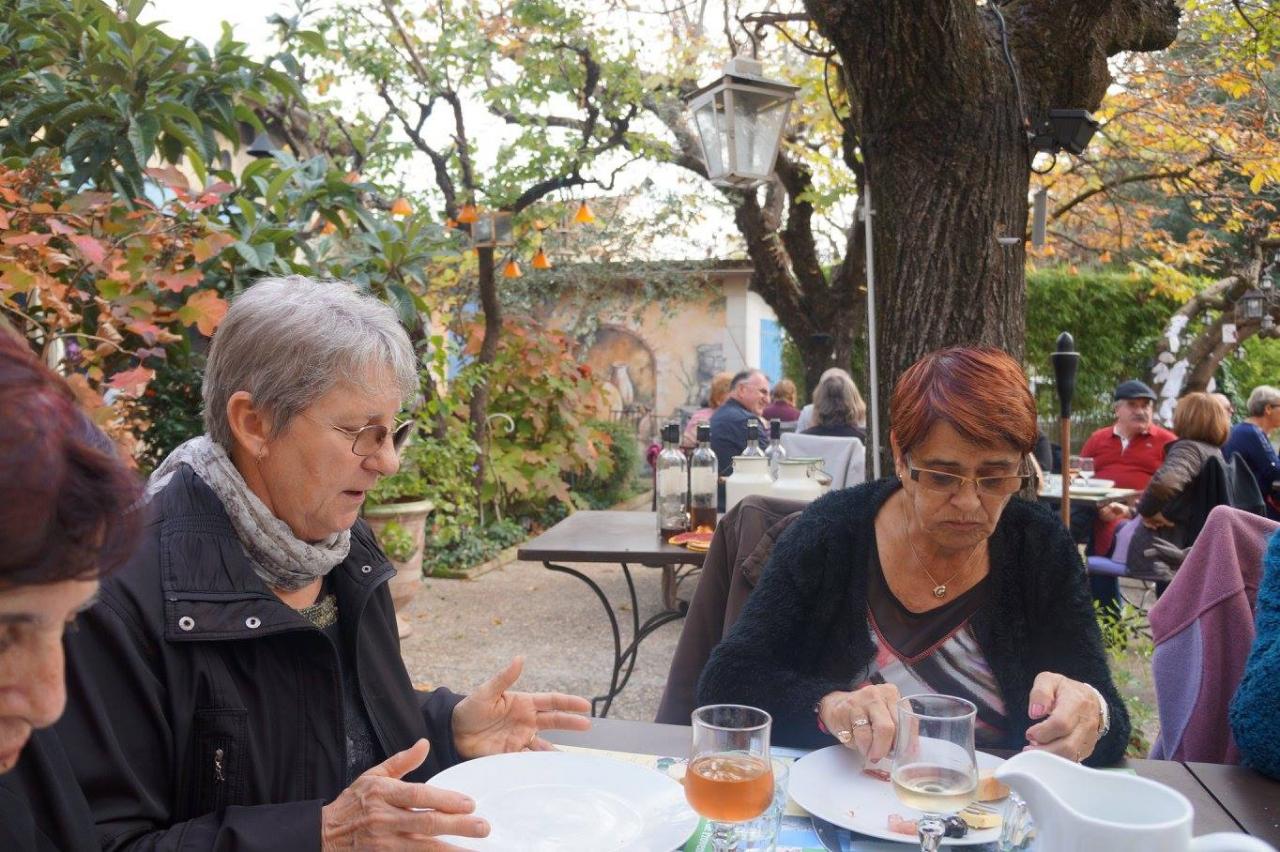 12248101_925343260834275_3625243684524151781_o