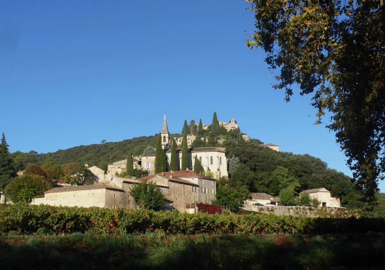 14711581_1125561410812458_5242635909179386360_o (1)