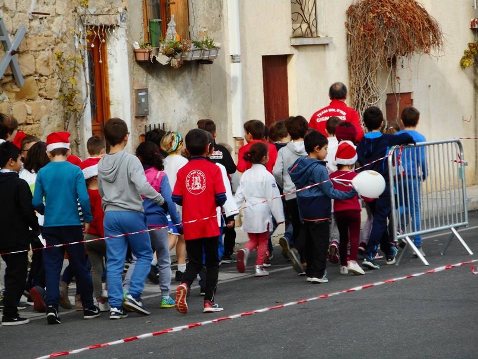 25550349_1537000576335204_6011468955360196931_n