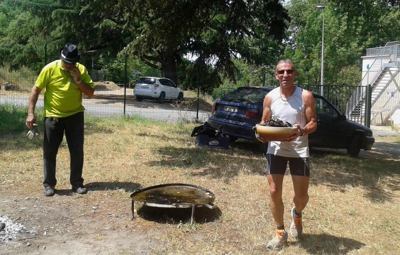 repas marcheurs 2015 06 09 (3)