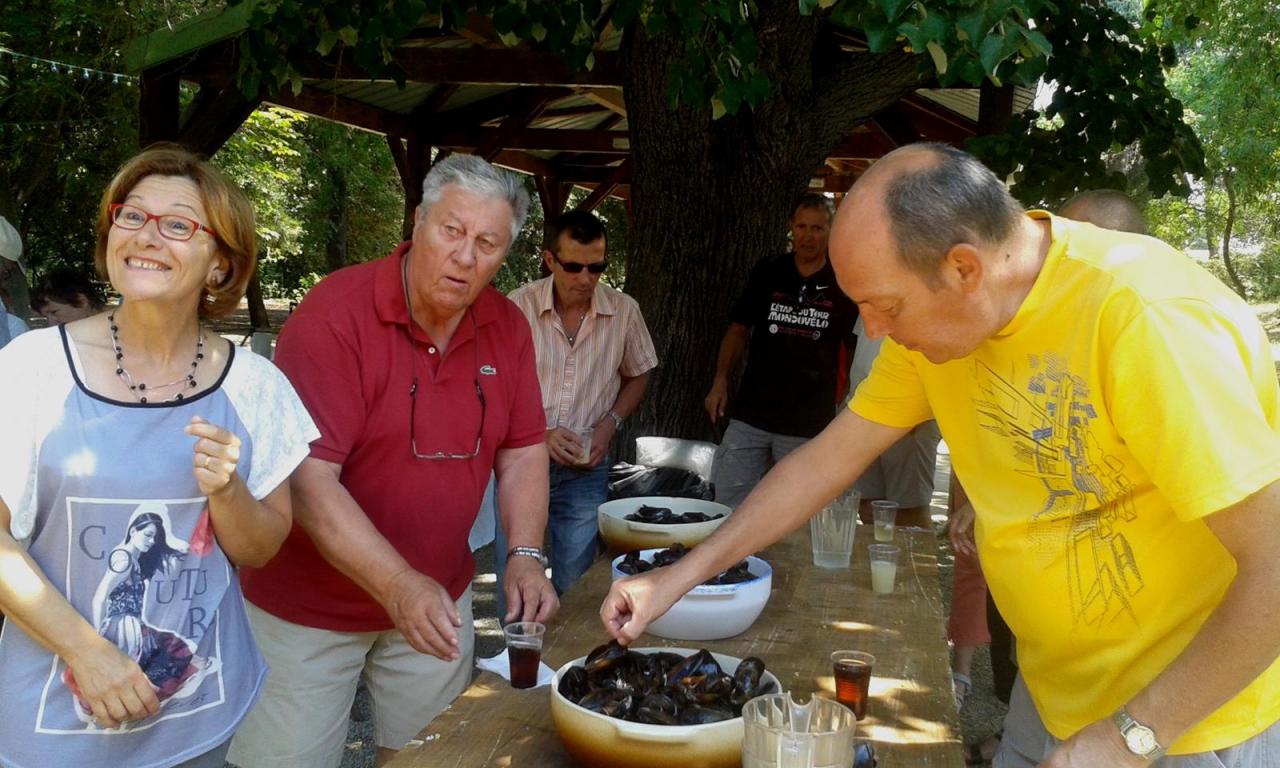 repas marcheurs 2015 06 09 (6)