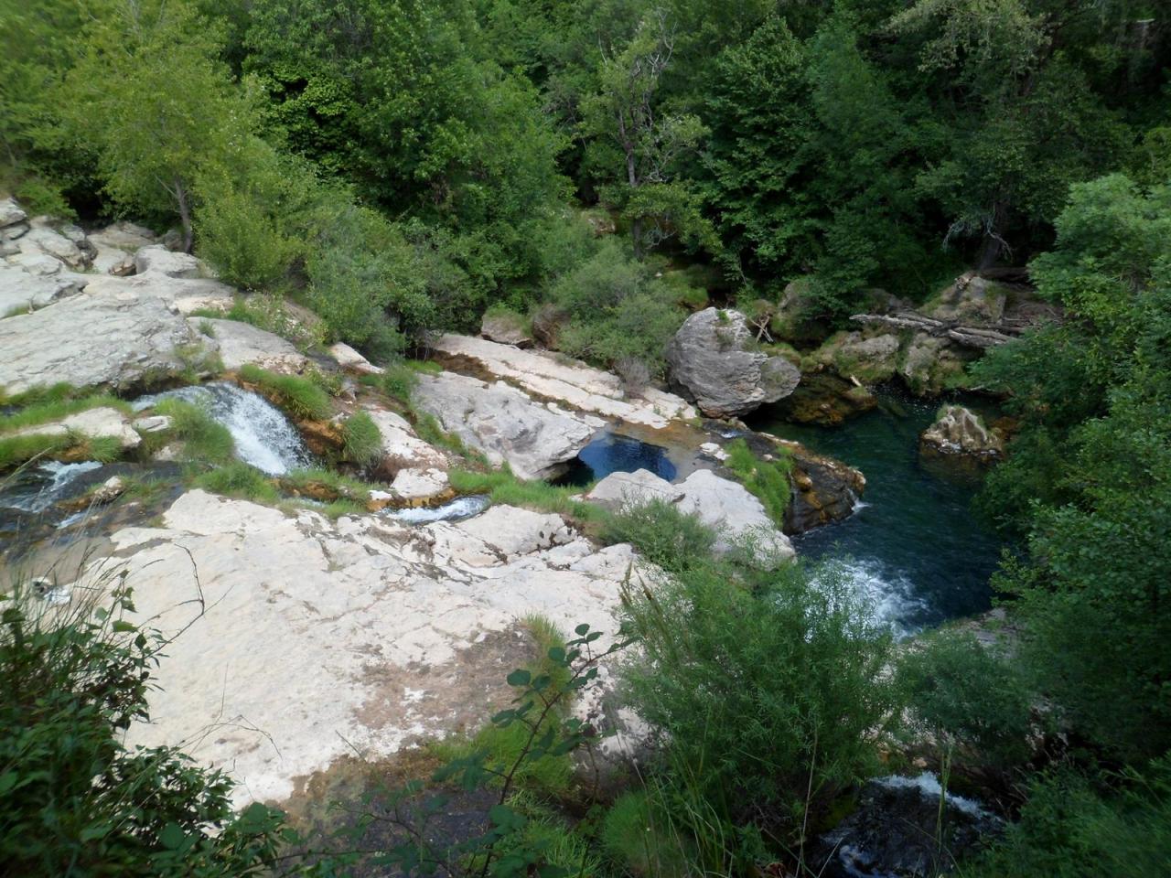 Resurgence de la Foux juin 2014